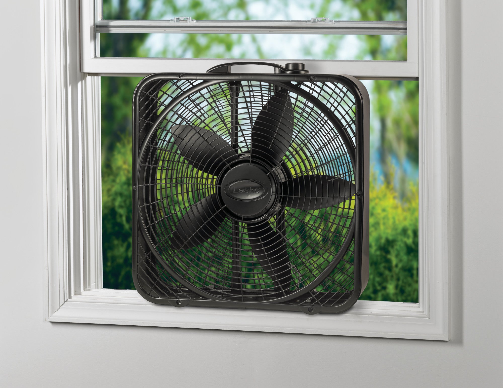 Lasko Power Plus 20 Box Fan: 3-Speed. Weather-Resistant Motor. Black - Image 5
