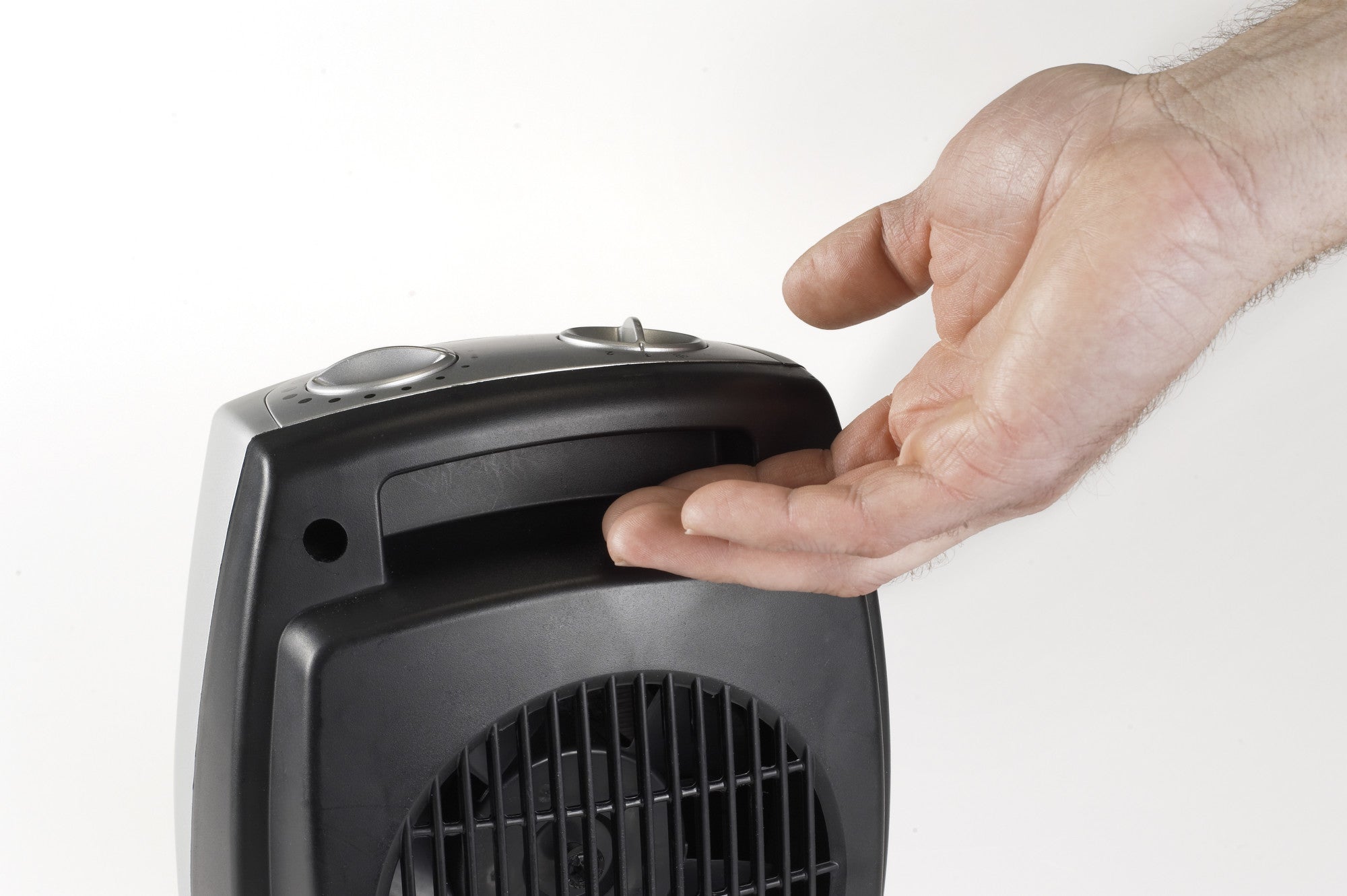 Lasko 9 Ceramic Space Heater: Overheat Protection. 2 Heat Settings. Thermostat. Silver - Image 10