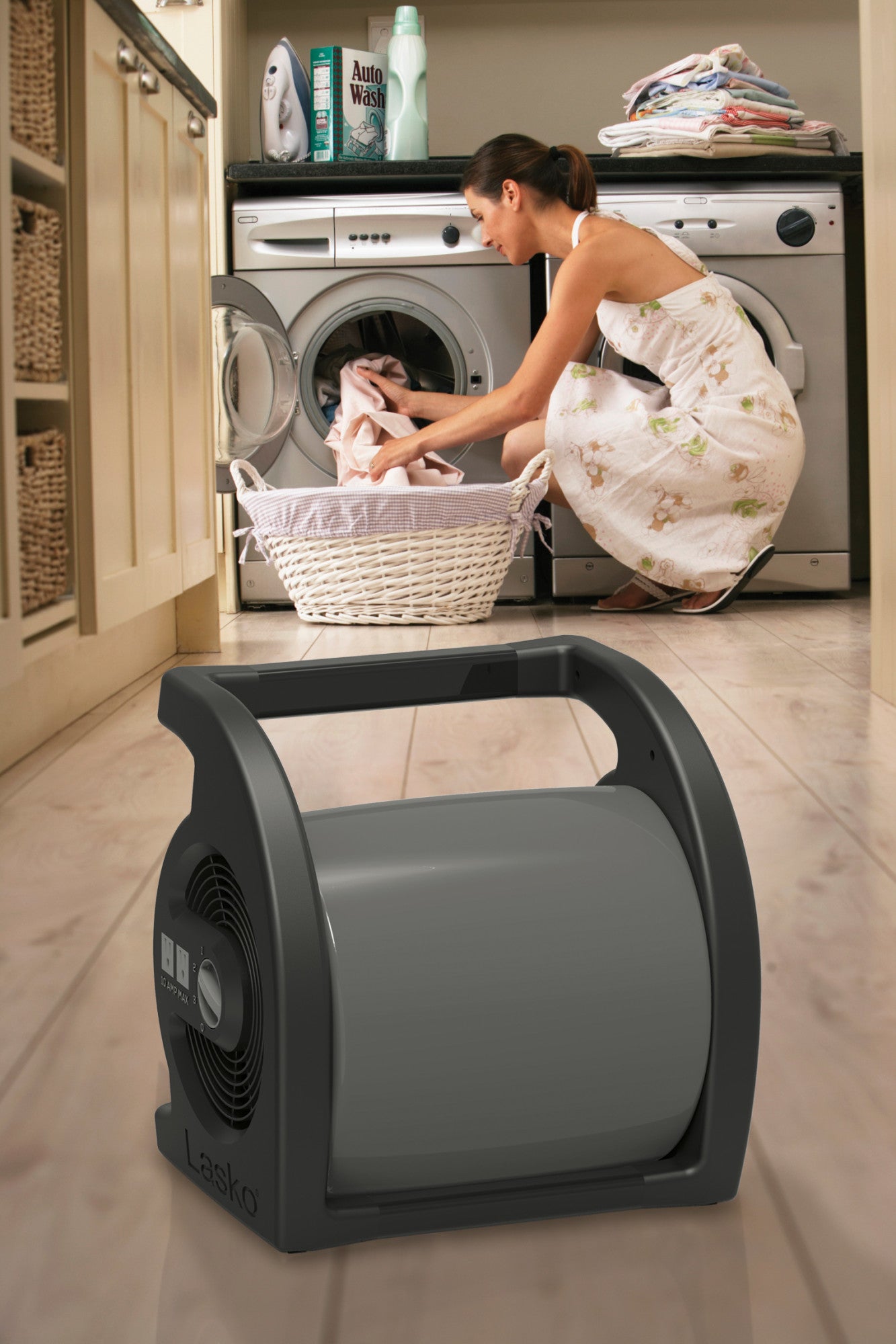 Lasko Max Performance 15 Air Mover Blower Fan: 3-Speed. High Velocity. 2 Outlets. Black - Image 10